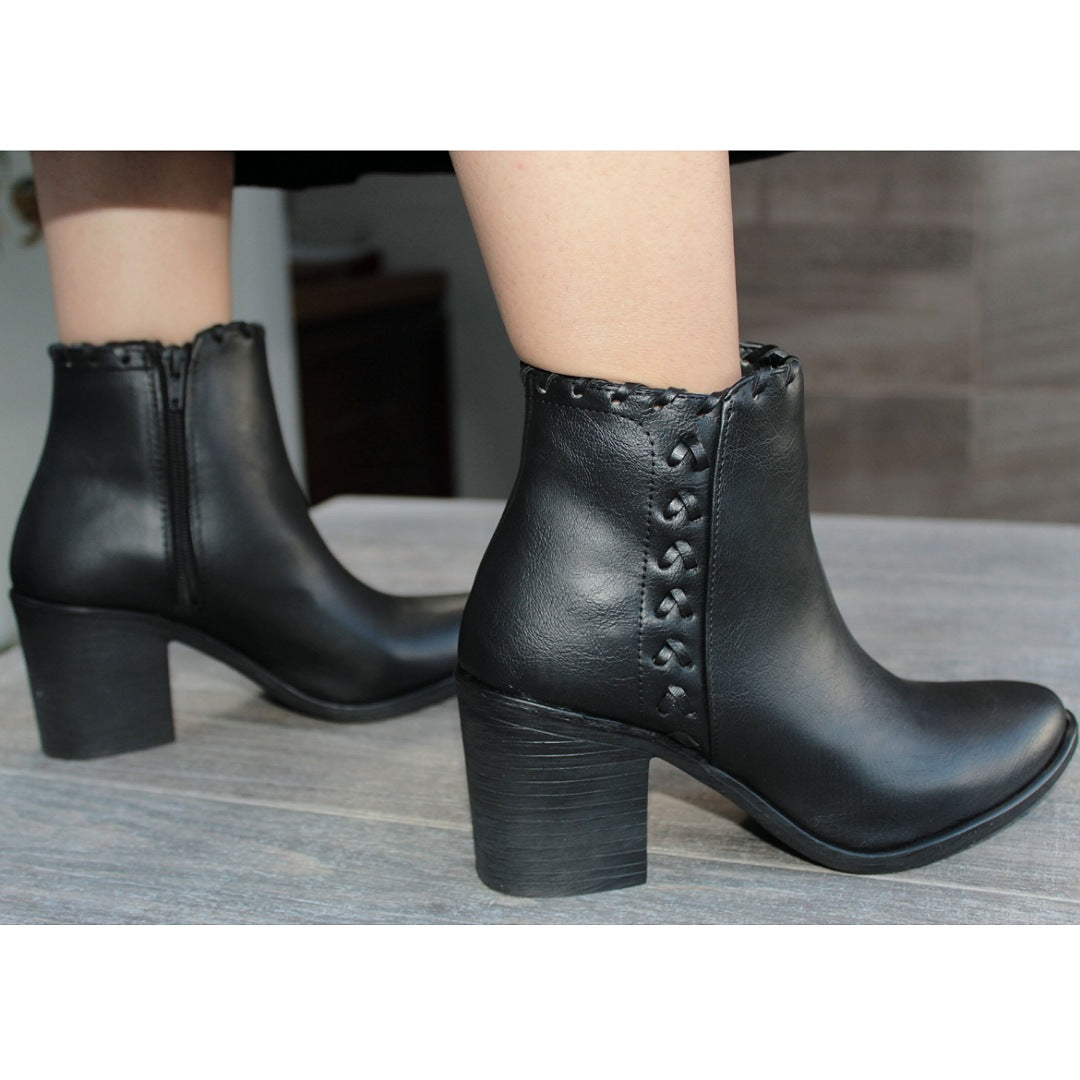 Botin negro tacon online grueso