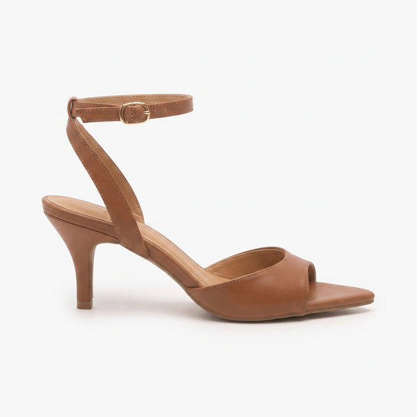 SANDALIA PUNTAL CAMEL DE TACÓN DE AGUJA CON PULSERA (MOD 3010)