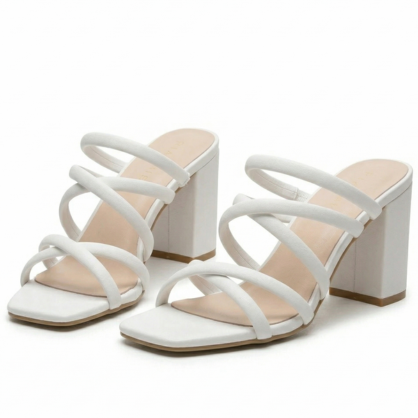 ZAPATILLA BLANCA DE TACÓN GRUESO CON TIRAS (MOD 1730)