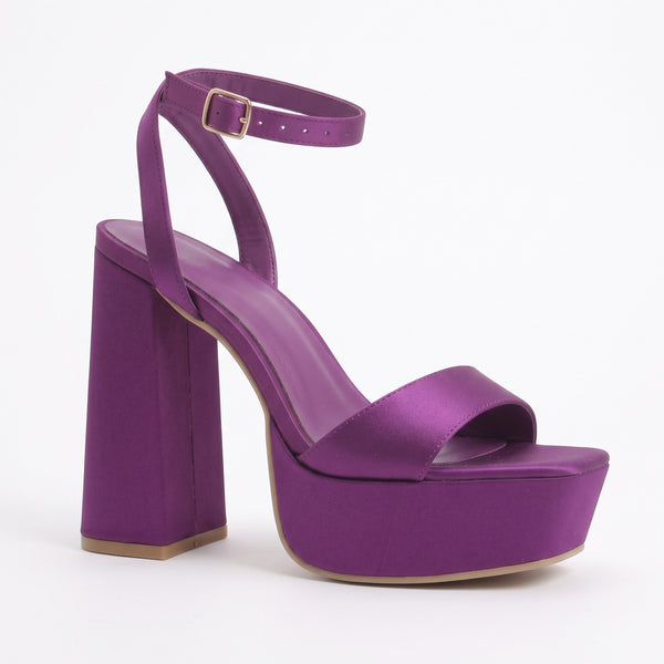 ZAPATILLA MORADA DE TACÓN ANCHO CON PLATAFORMA (MOD 1000TC)