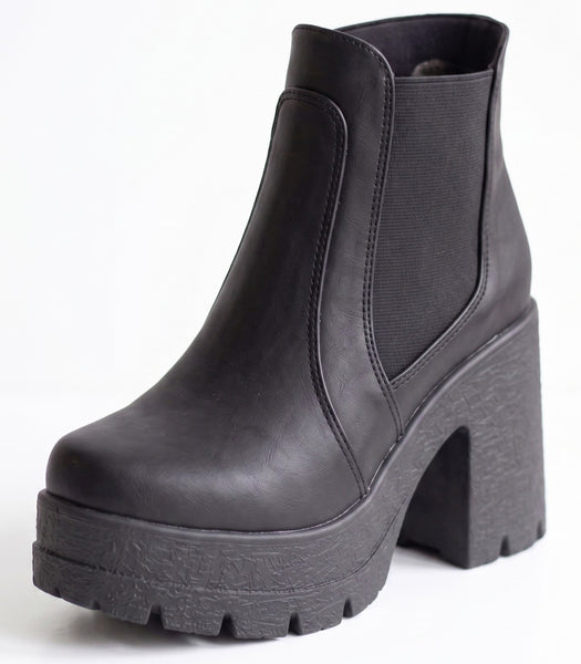BOTÍN TRACK NEGRO BÁSICO PARA MUJER (MOD 800)