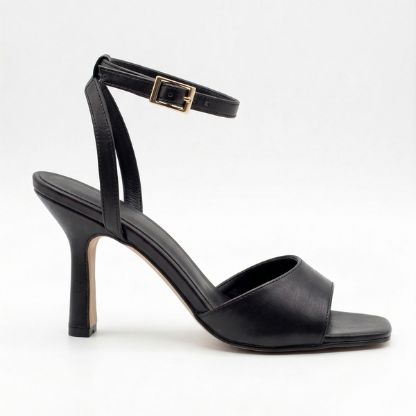 ZAPATILLA NEGRA DE TACÓN DELGADO (MOD 9125)
