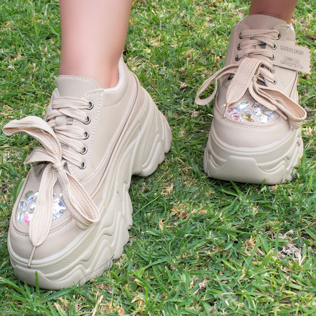 CHUNKY SNEAKERS BEIGE CON PIEDRAS (MOD LUCIANA)