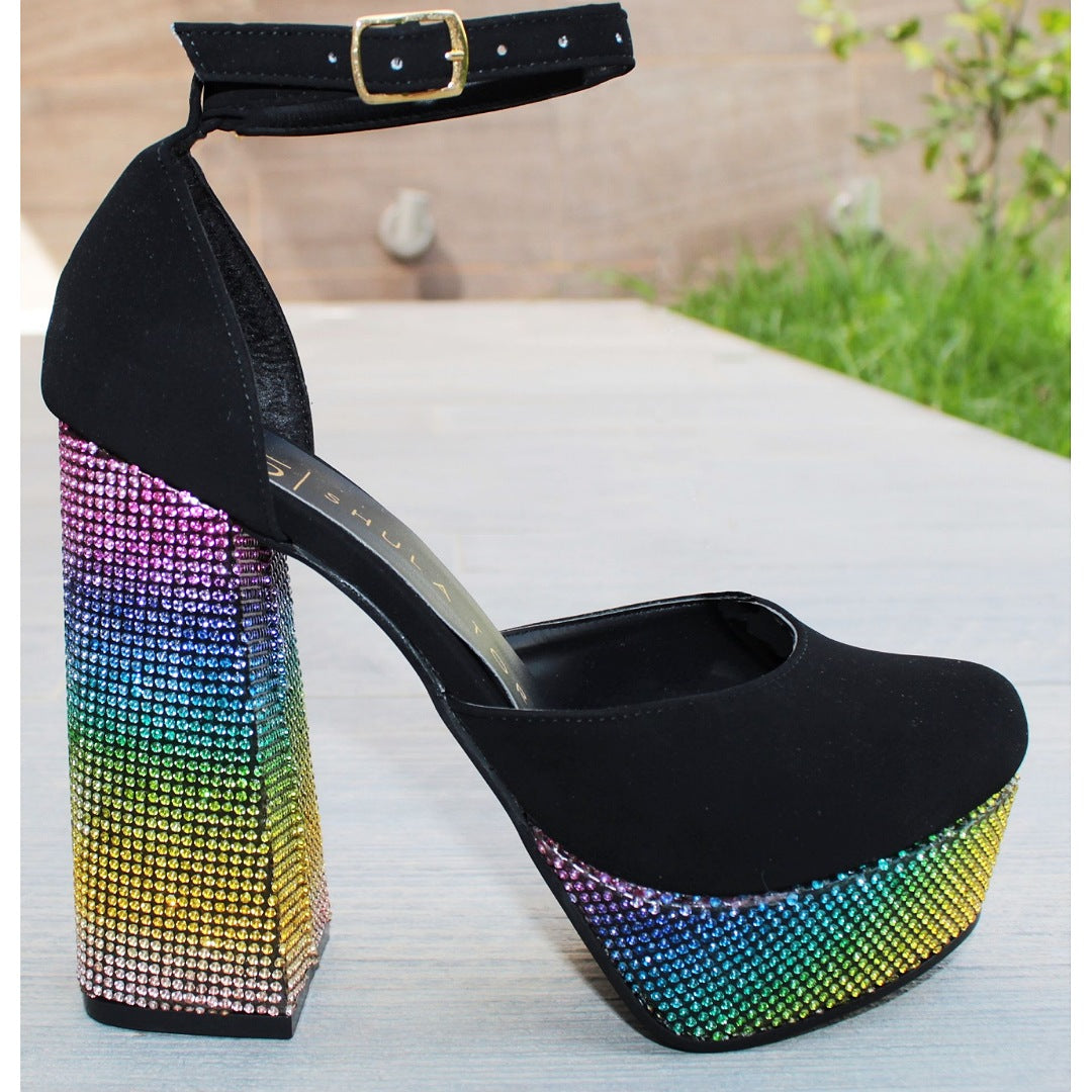 ZAPATILLA NEGRA DE TACÓN CAMPANA CON PLATAFORMA Y PIEDRAS MULTICOLOR (MOD 7159)