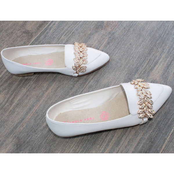 BALLERINA BLANCA CON HERRAJE Y PIEDRAS (MOD CISNE)