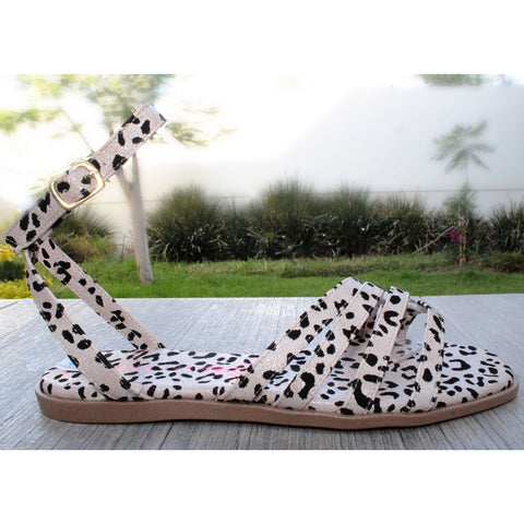 SANDALIA PLANA ANIMAL PRINT CON TIRAS Y PULSERA (MOD LIRIO-22)