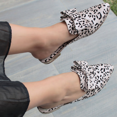 MULE ANIMAL PRINT CON MOÑO (MOD ANTONELLA)