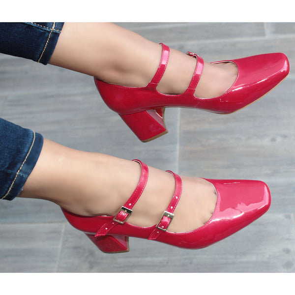 ZAPATILLA ROJA DE TACÓN GRUESO CON HEBILLAS (MOD 2443)