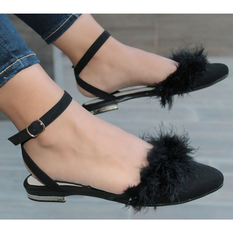 BALLERINA NEGRA CON PULSERA Y PLUMAS (MOD ISELA)
