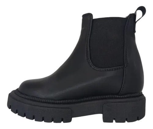 BOTÍN NEGRO BÁSICO PARA NIÑA (MOD K-760)
