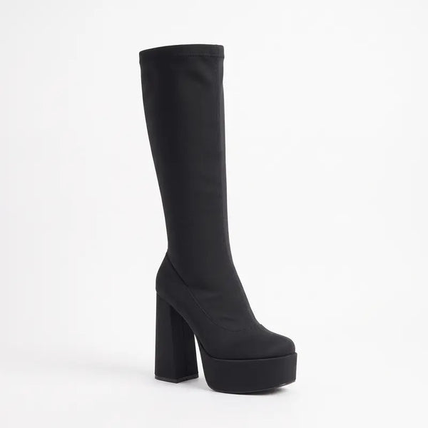 BOTA NEGRA TIPO BRATZ CON TACÓN GRUESO Y PLATAFORMA (MOD 230)