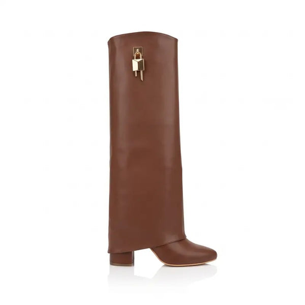BOTA CAMEL DESMONTABLE CON TACÓN GRUESO Y CANDADO (MOD 843)