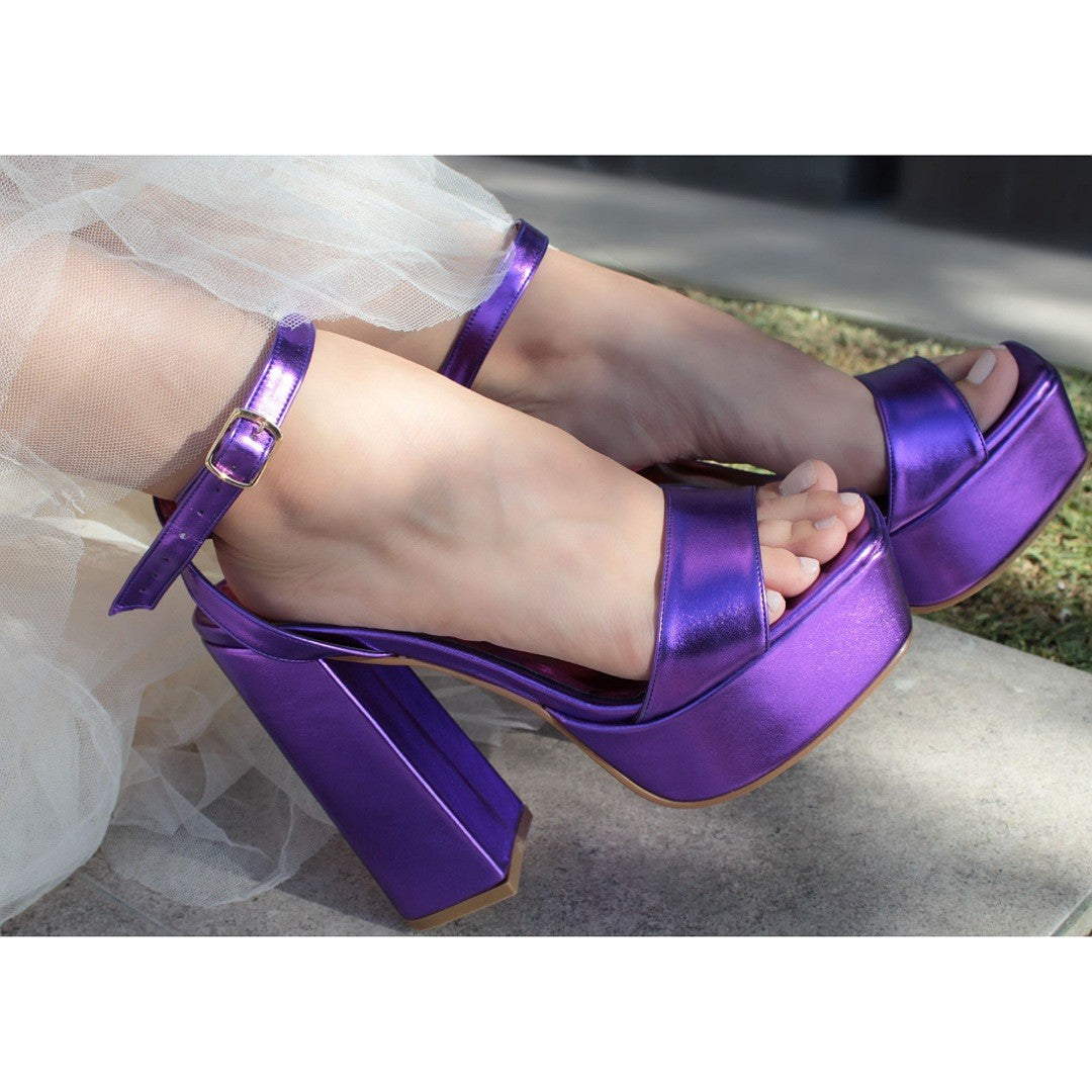 sandalias plataforma moradas