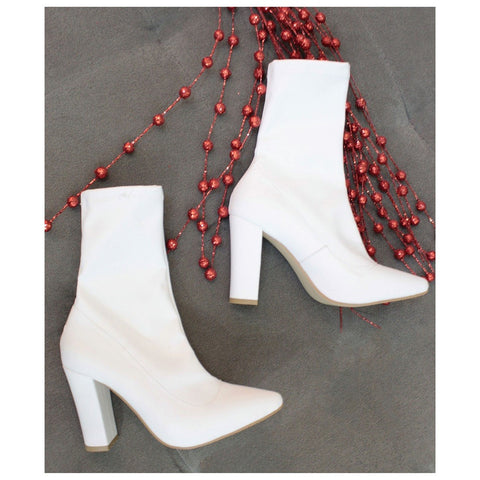 BOTÍN STILETTO STRETCH BLANCO DE TACÓN GRUESO (MOD 1012)
