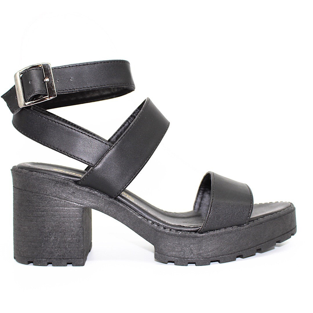 SANDALIA TRACK NEGRA (MOD 230)