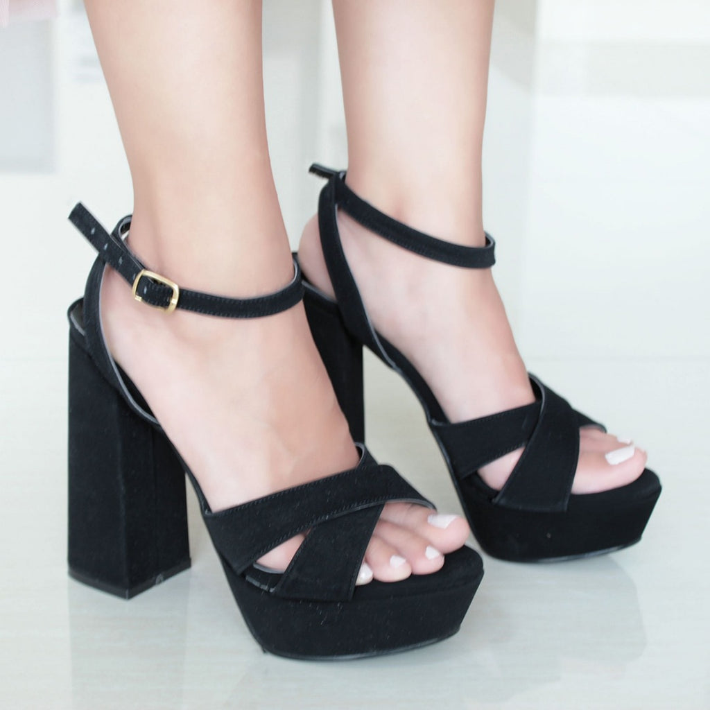 Zapatillas De Plataforma Negras Cerradas Tacon Grueso Sandalias