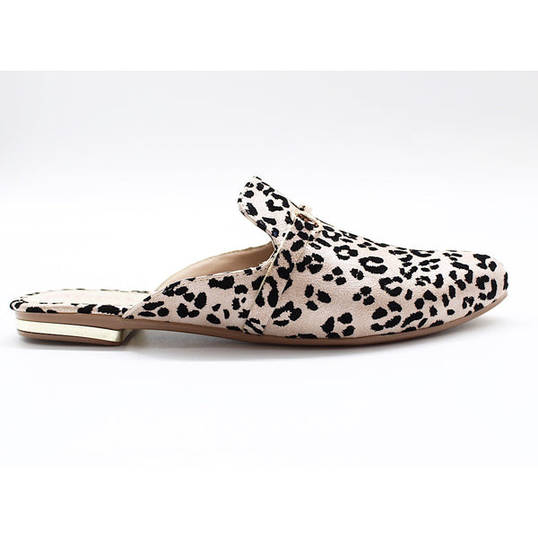 MULE ANIMAL PRINT CON HERRAJE (MOD ANTONELLA)
