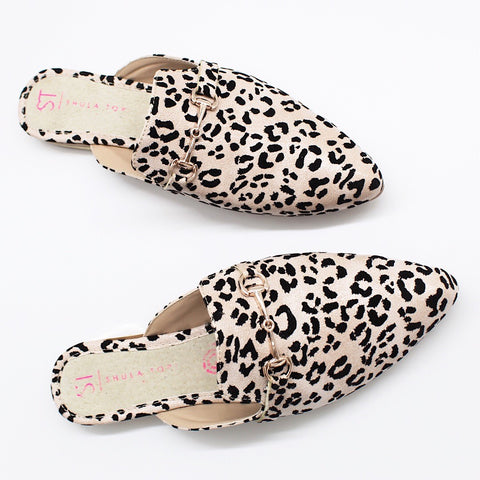 MULE ANIMAL PRINT CON HERRAJE (MOD ANTONELLA)