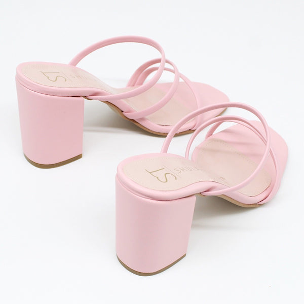 SANDALIA TACÓN GRUESO TIRAS ROSA  (MOD 300)