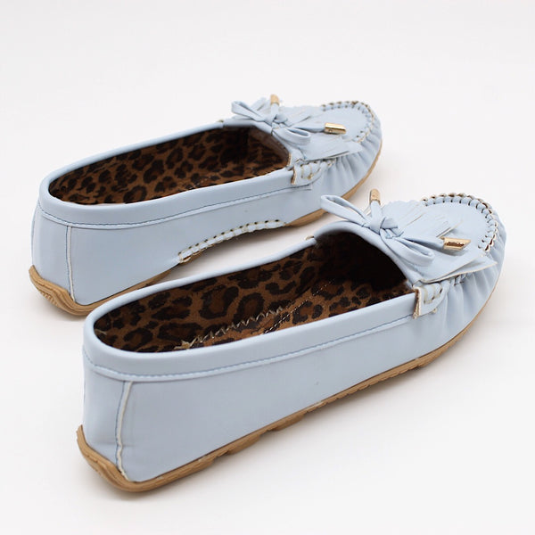 MOCASÍN AZUL FLECOS CON MOÑO (MOD NEBRASKA)