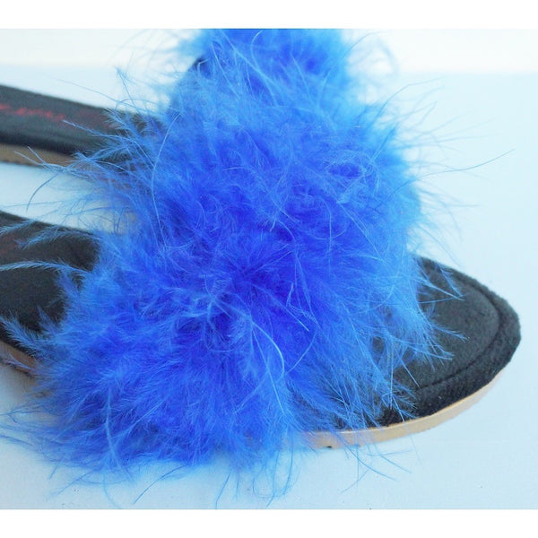 SANDALIA PLANA PLUMAS (MOD S-02)