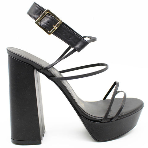 SANDALIA NEGRA DE TACÓN GRUESO CON PLATAFORMA Y PULSERA (MOD 7121)