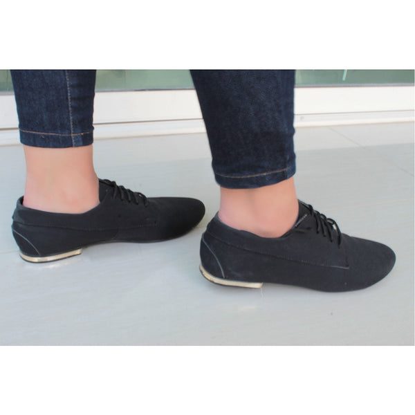 BALLERINA OXFORD NEGRA CON AGUJETA (MOD 118)