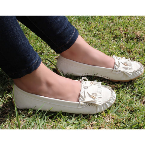 MOCASÍN HUESO FLECOS CON MOÑO (MOD NEBRASKA)