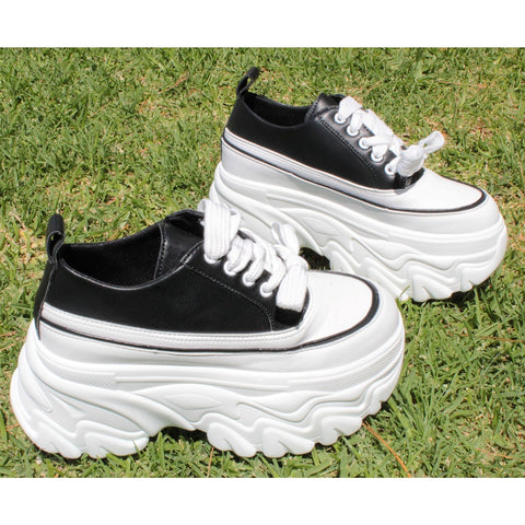 CHUNKY SNEAKERS NEGRO/BLANCO (MOD VANESSA)